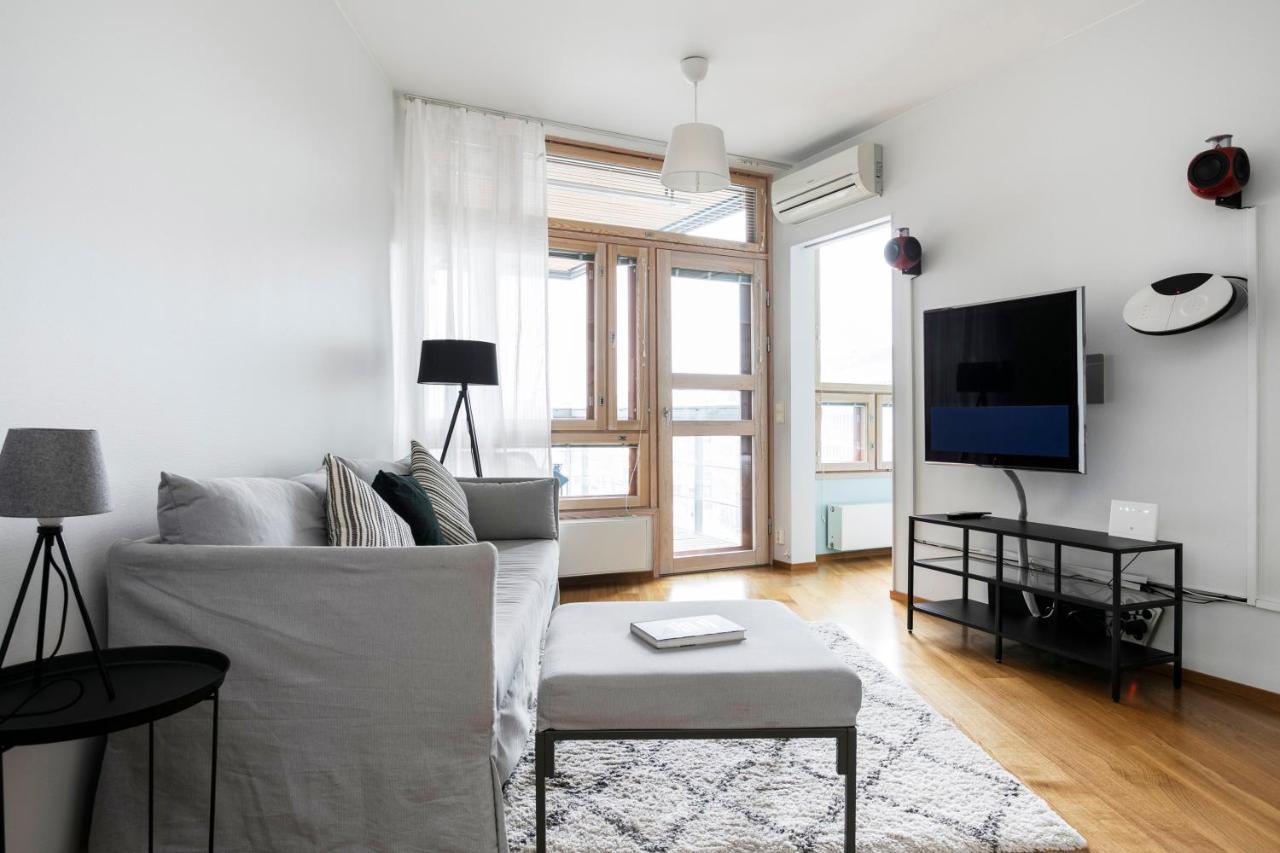 2Ndhomes Luxury Kamppi Center Apartment With Spa And Terrace Helsinki Kültér fotó